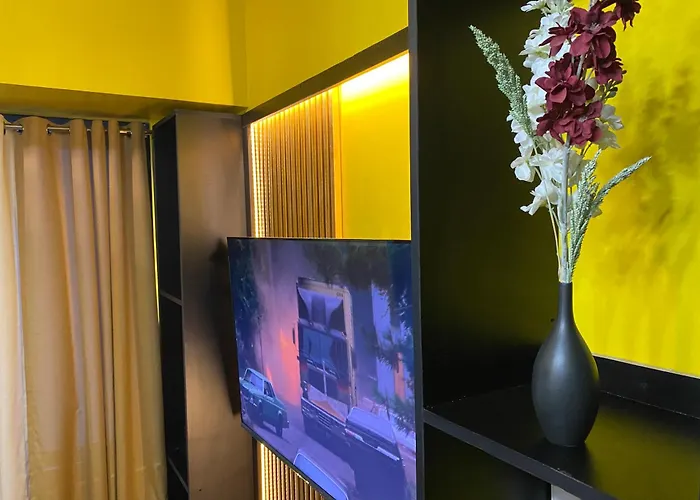 Apartment Laugh And Lounge 2 Bedroom Luxury Air Makati